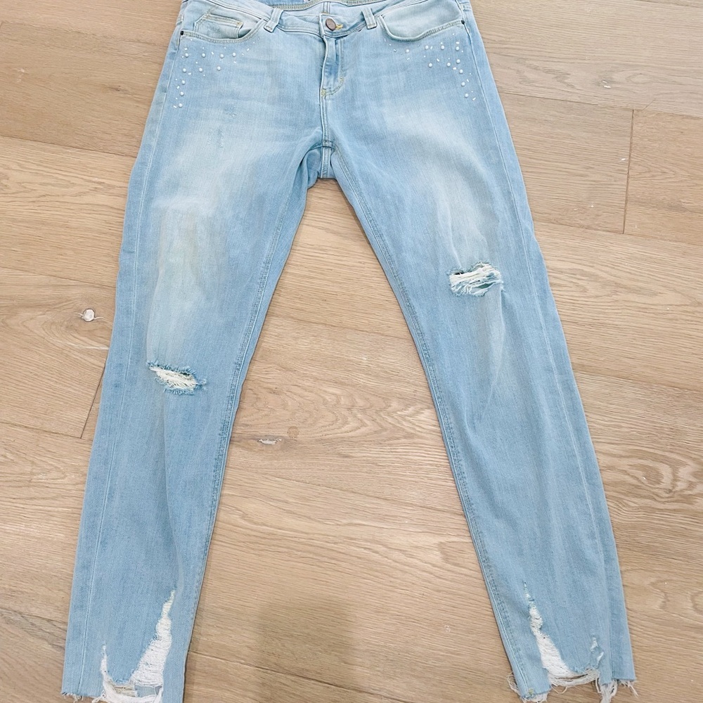 ZARA distressed light wash jeans with pearl embellishment